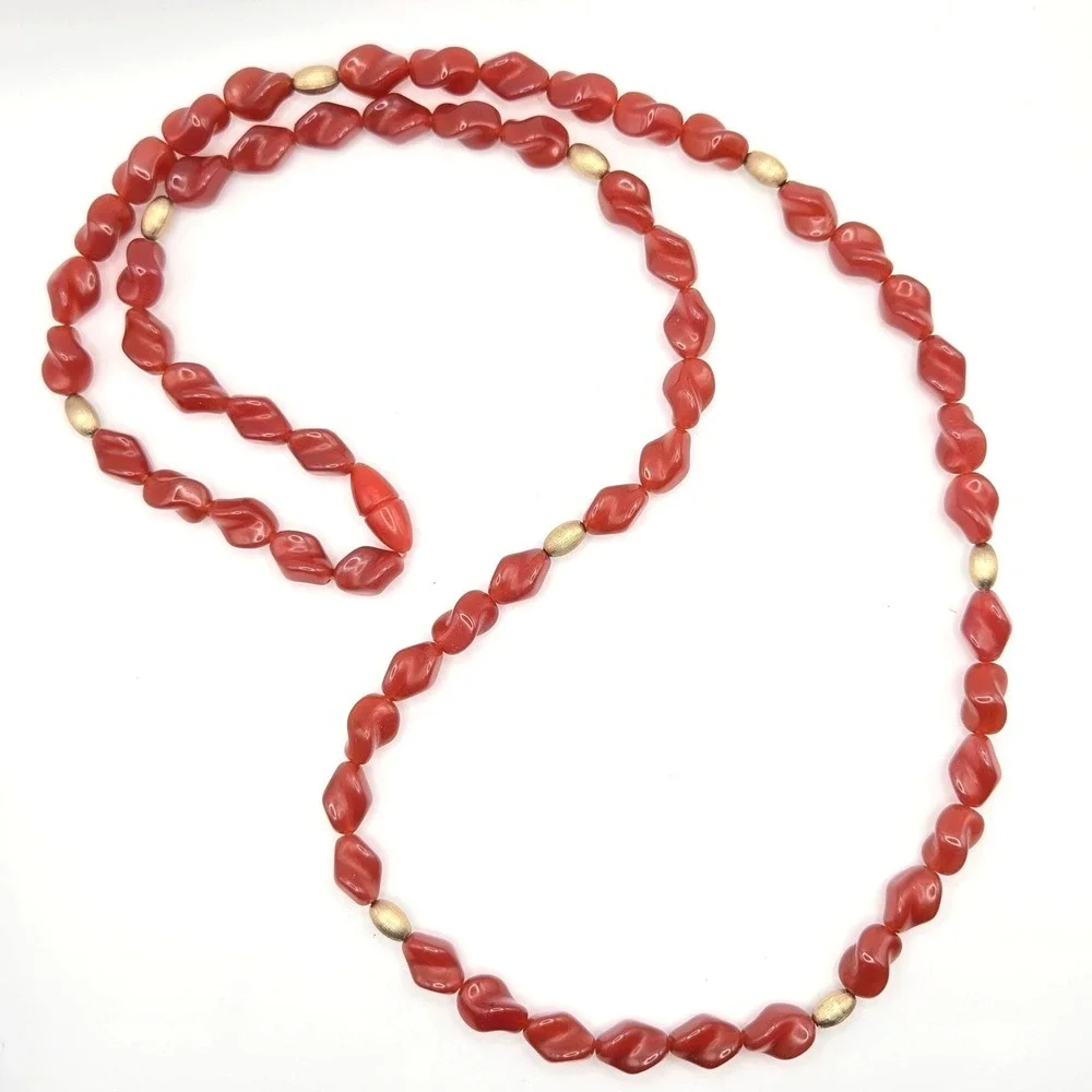Vintage Coral Red Lucite Twisted Nugget Bead Necklace 32